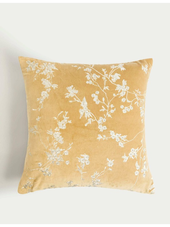 Marks & Spencer Baršunasti jastučić s izvezenim cvjetovima trešnje Marks & Spencer zlatna