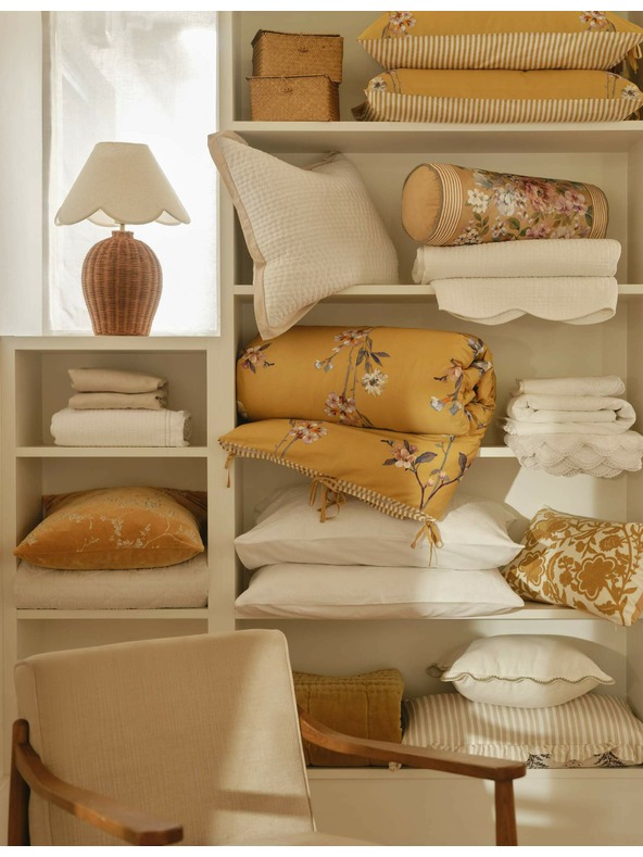 Marks & Spencer Naslon za glavu od lanene mješavine s cvjetnim vezenim motivom Marks & Spencer zlatna