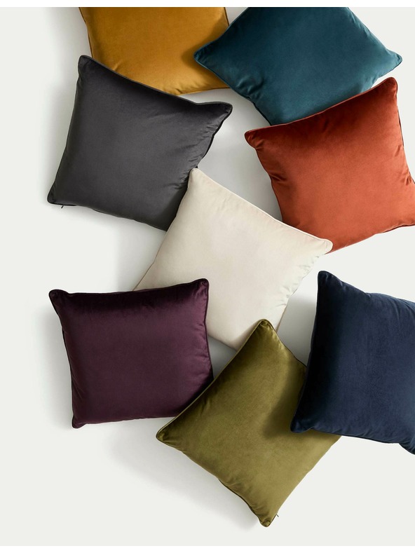 Marks & Spencer Baršunasti jastuak s obrubom Marks & Spencer žuta