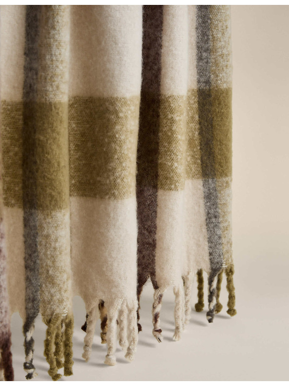 Marks & Spencer Karirani prekrivač od umjetnog mohera Marks & Spencer zelena