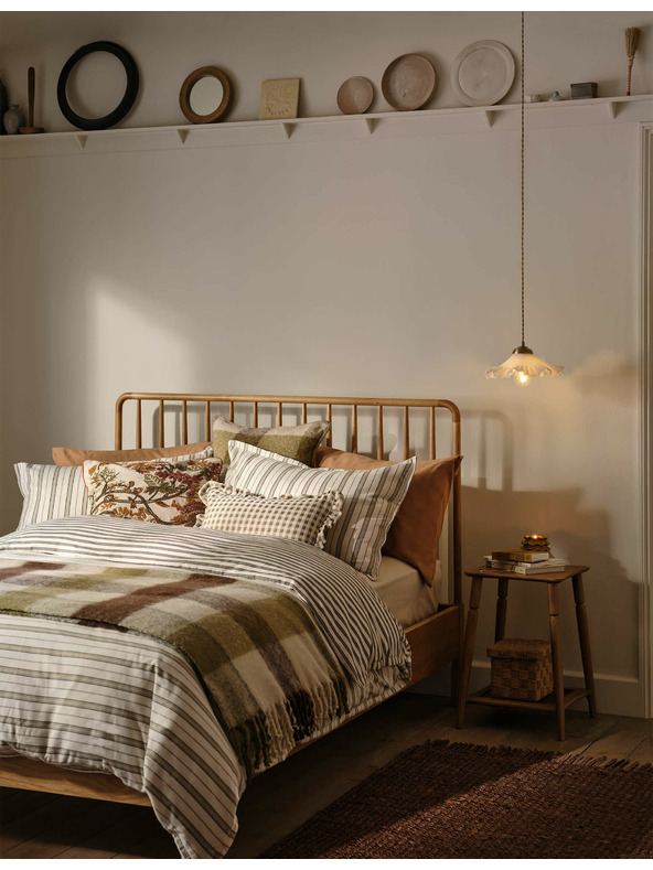 Marks & Spencer Karirani prekrivač od umjetnog mohera Marks & Spencer zelena