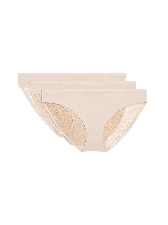 Marks & Spencer Bikini gaćice Body Soft™ s čipkom, set 3 kom Marks & Spencer bež