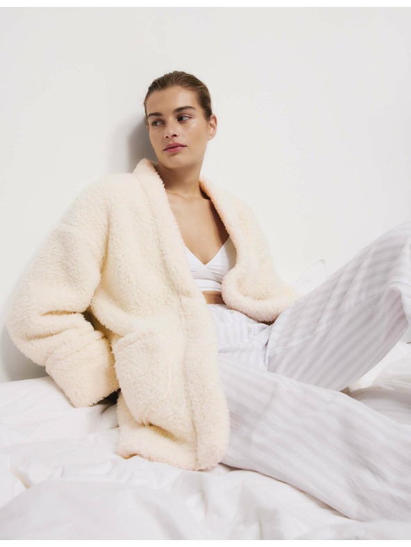 Marks & Spencer Preklopni kardigan od umjetnog krzna s medvjedićem Marks & Spencer smetanasta