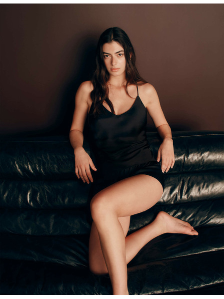 Marks & Spencer Satenski kratki pidžama komplet s košuljom i kratkim hlačama Marks & Spencer crna