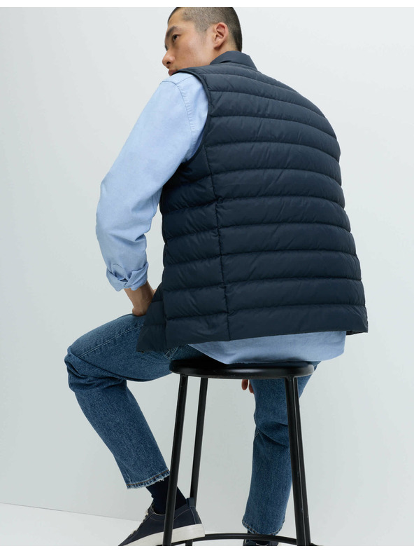 Marks & Spencer Lagani pernati prsluk Marks & Spencer mornarsko plava