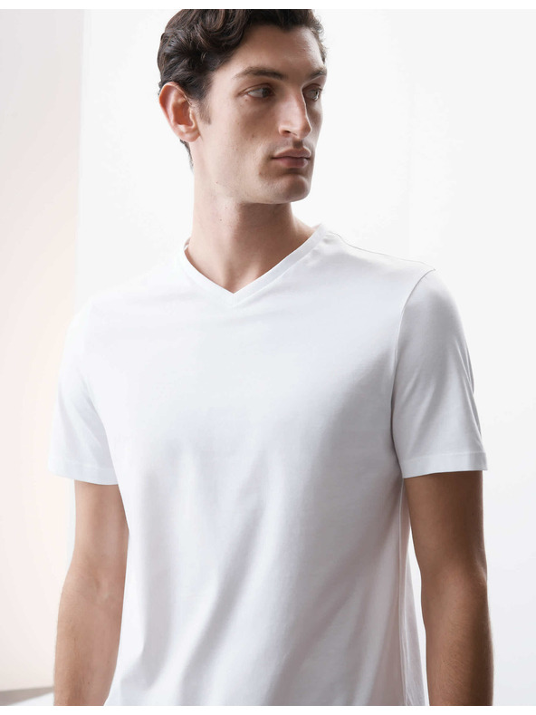 Marks & Spencer Majica s V izrezom od čiste Supima® pamučne tkanine Marks & Spencer bijela