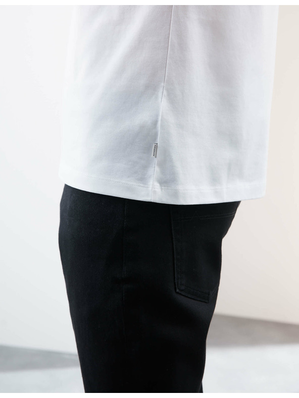 Marks & Spencer Majica s V izrezom od čiste Supima® pamučne tkanine Marks & Spencer bijela