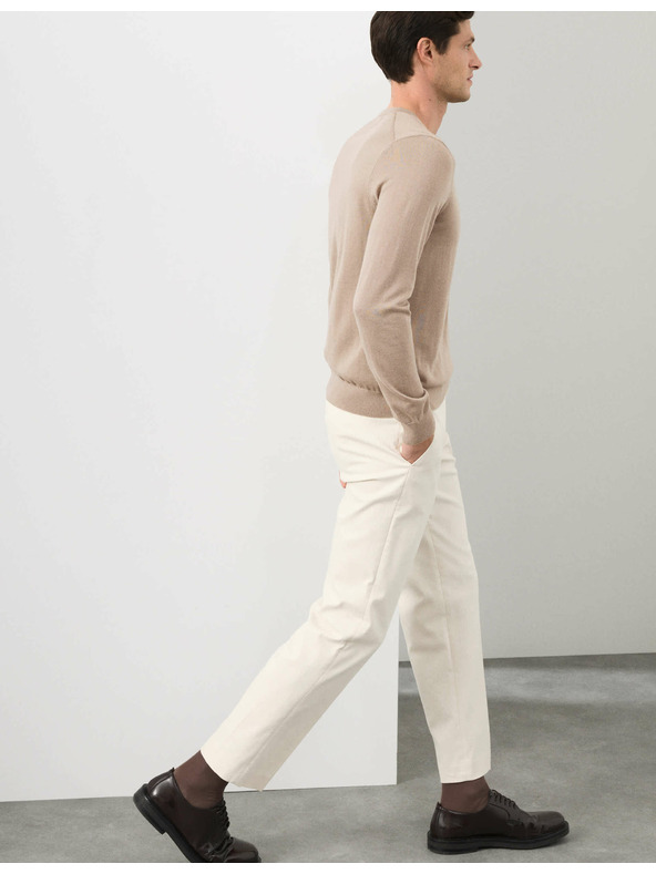 Marks & Spencer V-izrez džemper od čiste izuzetno fine merino vune Marks & Spencer smeđa