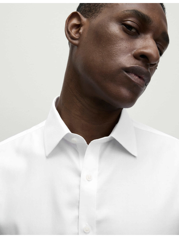 Marks & Spencer Pamučna košulja klasičnog kroja s nepotrebnim glačanjem Marks & Spencer bijela