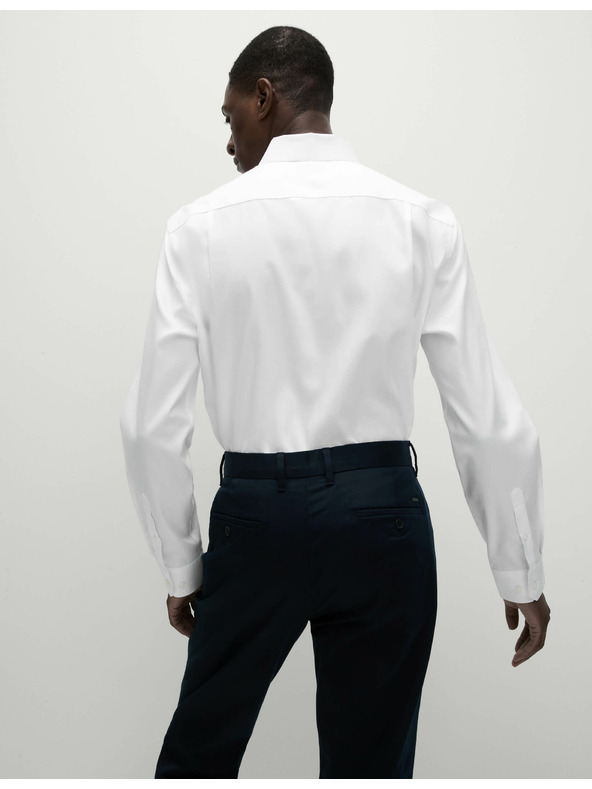 Marks & Spencer Košulja od čistog pamuka klasičnog kroja s nepotrebnim glačanjem Marks & Spencer bijela
