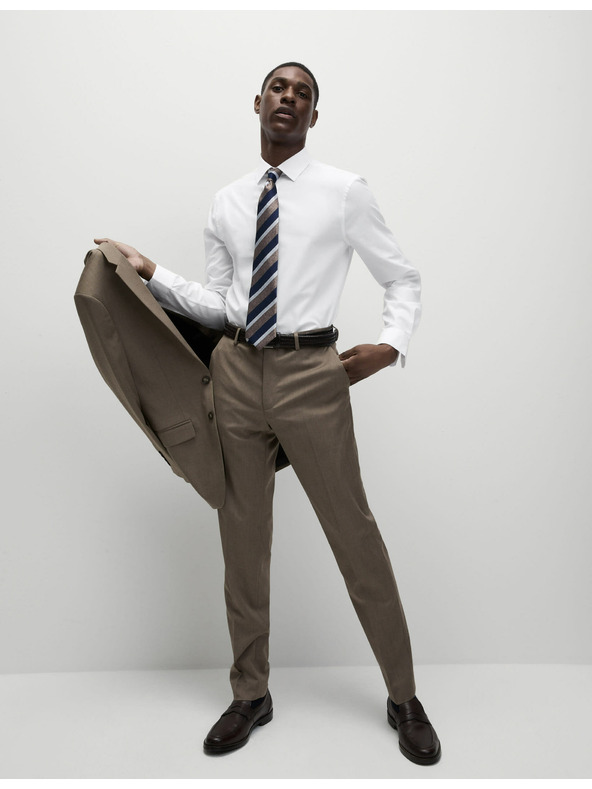 Marks & Spencer Slim košulja od pamučne mješavine s nepotrebnim glačanjem Marks & Spencer bijela