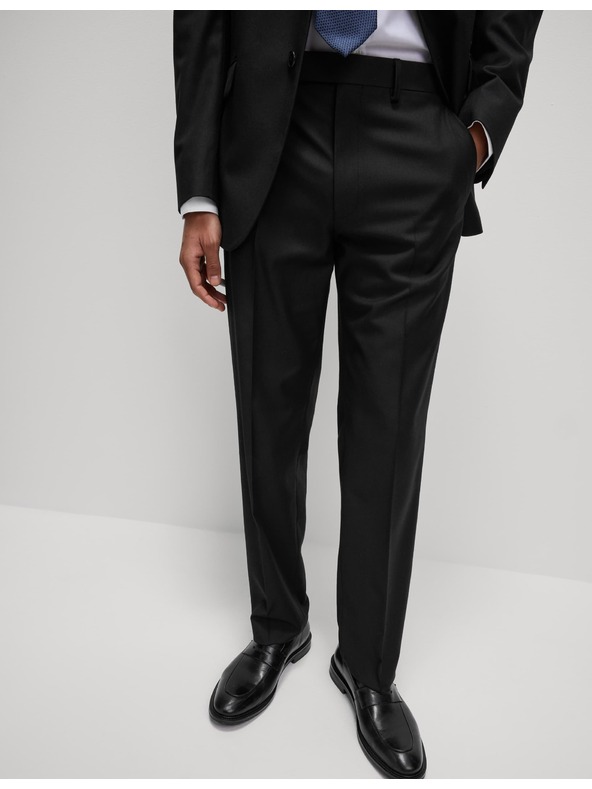 Marks & Spencer Odijalne hlače klasičnog kroja Marks & Spencer crna