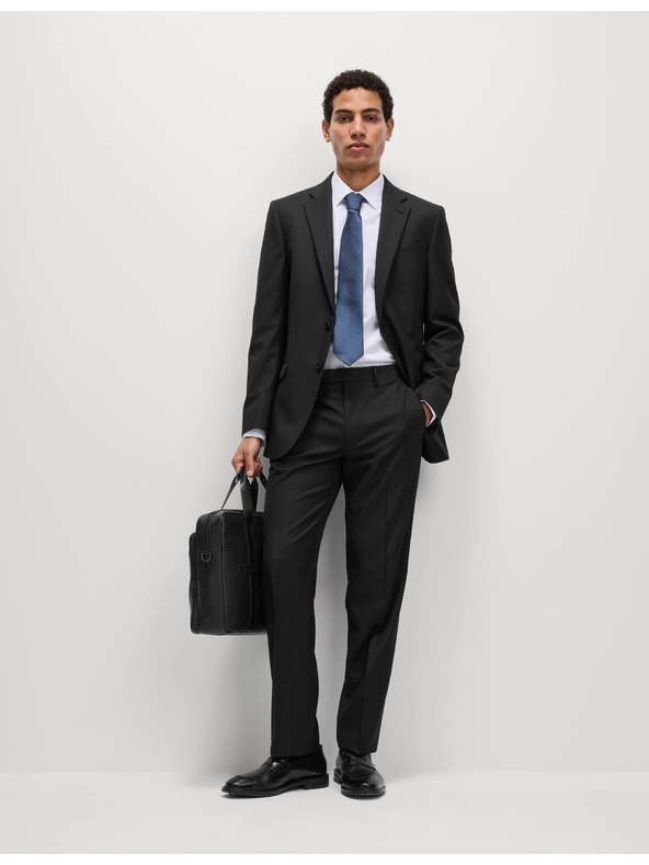 Marks & Spencer Odijalne hlače klasičnog kroja Marks & Spencer crna