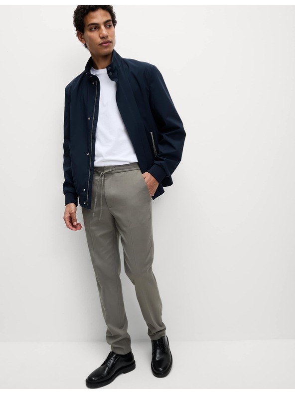 Marks & Spencer Elastične formalne hlače klasičnog kroja Marks & Spencer siva