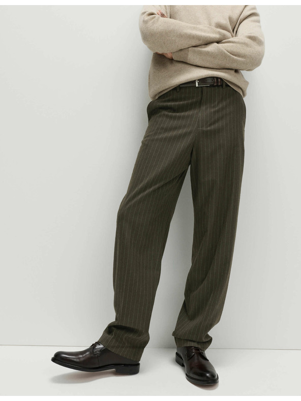 Marks & Spencer Glatke hlače labavog kroja s finim prugama Marks & Spencer smeđa