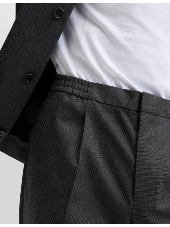 Marks & Spencer Elegantne hlače s elastičnim pojasom od pamučne smjese Marks & Spencer siva