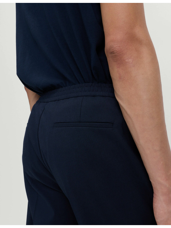 Marks & Spencer Elegantne hlače s elastičnim pojasom od pamučne smjese Marks & Spencer mornarsko plava