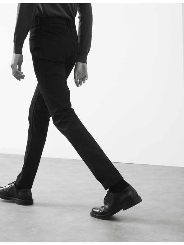 Marks & Spencer Hlače sa 5 džepova i keprom Marks & Spencer crna