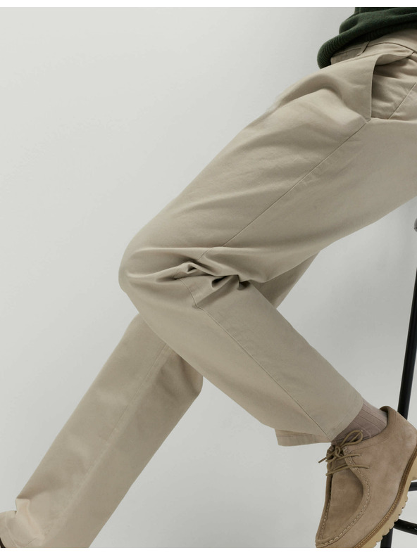 Marks & Spencer Rastezljive chino hlačice normalnog kroja Marks & Spencer bež