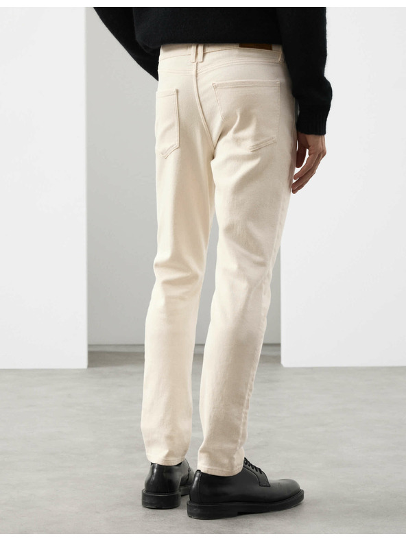 Marks & Spencer Talijanske traperice uskog kroja Marks & Spencer krem