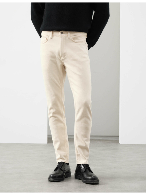 Marks & Spencer Talijanske traperice uskog kroja Marks & Spencer krem