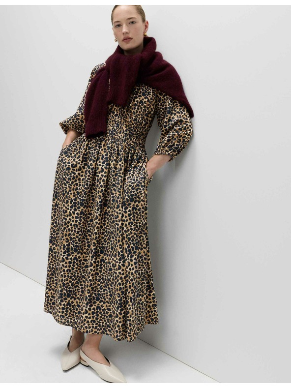 Marks & Spencer Midi haljina s naglašenim strukom, naborima, V-izrezom i životinjskim printom Marks & Spencer bež