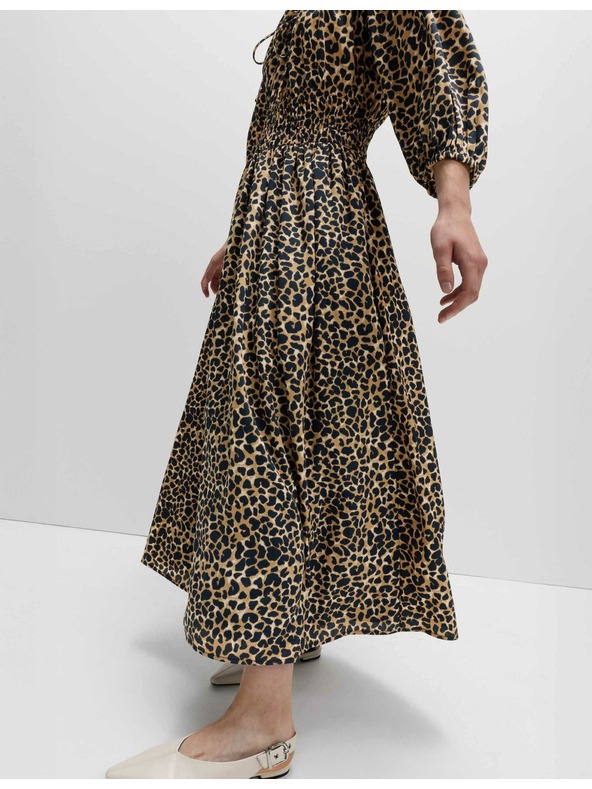 Marks & Spencer Midi haljina s naglašenim strukom, naborima, V-izrezom i životinjskim printom Marks & Spencer bež