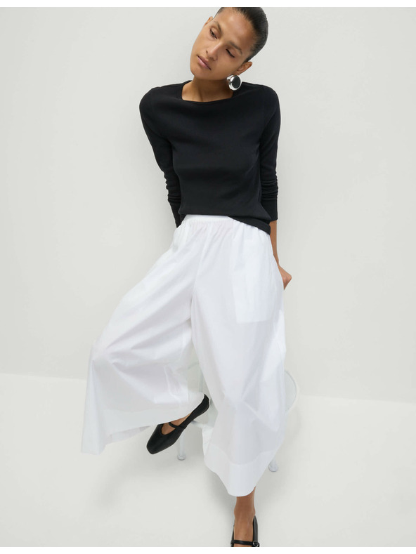 Marks & Spencer Rebrasti top s visokim udjelom pamuka Marks & Spencer crna