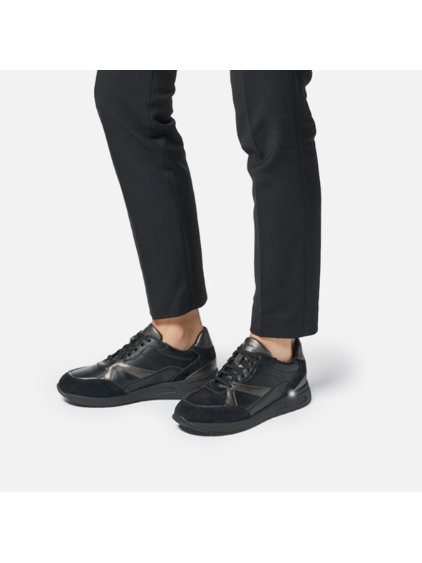 Geox Crne ženske tenisice Geox Bulmya