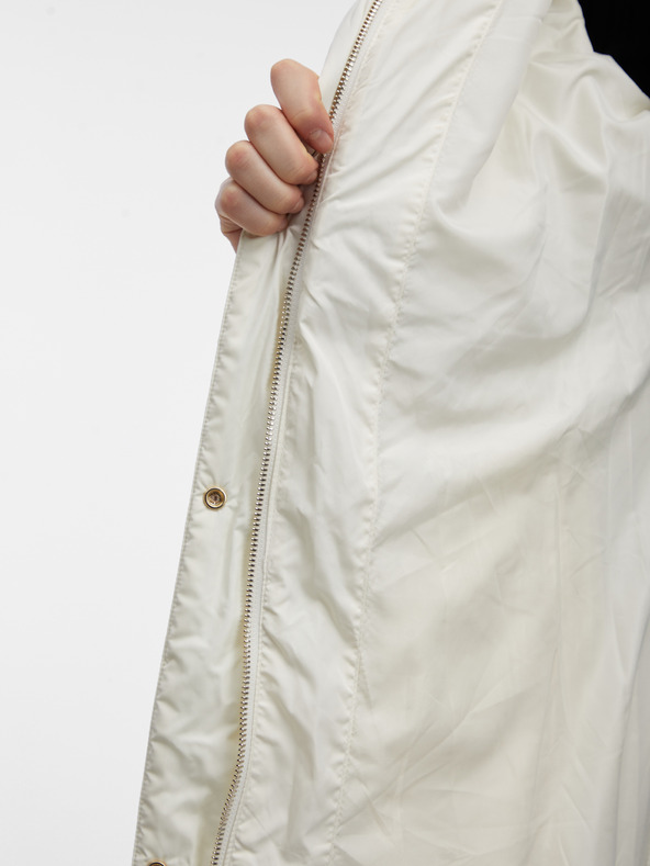 Orsay Krem ženski prošiveni kaput s umjetnim krznom ORSAY