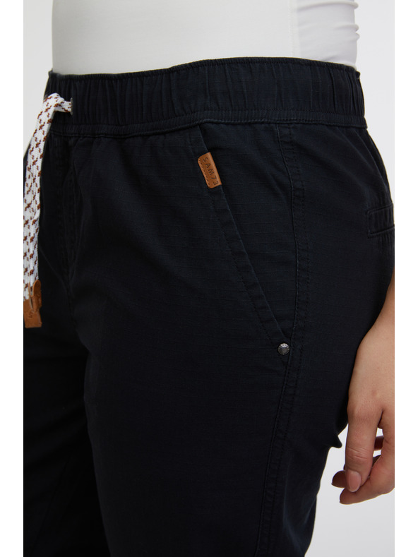 Sam 73 Crne ženske hlače SAM 73 Amalia