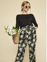 ZOOT.lab Zeleno-crne ženske hlače na cvjetić ZOOT.lab Ena