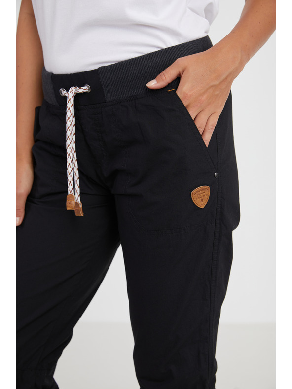 Sam 73 Crne ženske hlače SAM 73 Maggie