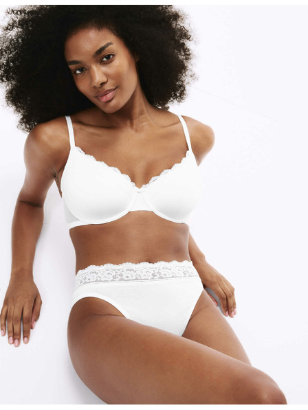 Marks & Spencer Čipkaste gaćice od pamuka sa likrom, 5 kom u pakiranju Marks & Spencer bijele