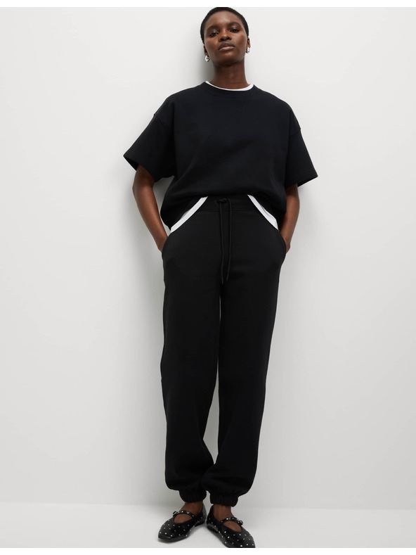 Marks & Spencer Trenirke s manžetama, s visokim udjelom pamuka i užetom za zatezanje Marks & Spencer crna