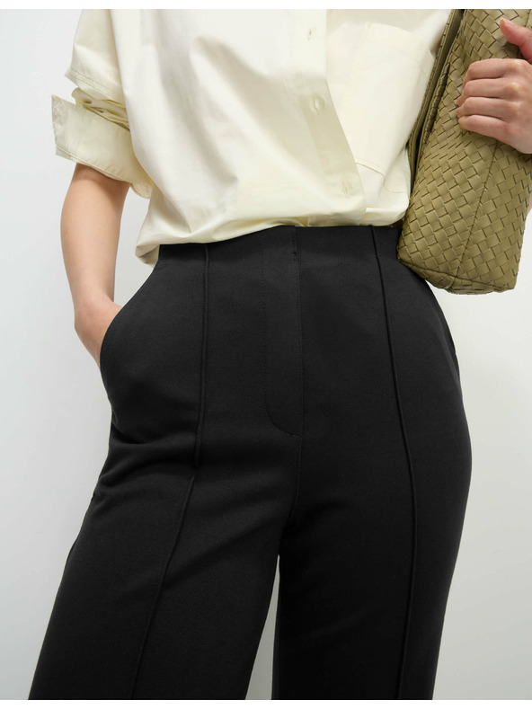 Marks & Spencer Žersej hlače ravnog kroja s keprom Marks & Spencer crna