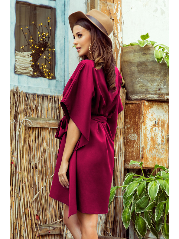 numoco SOFIA Leptir haljine s vezivanjem u struku - boja vina