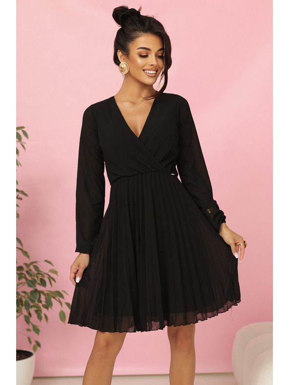 numoco ISABELLE Poljske naborane haljine s dugim rukavima i dekolteom - crne