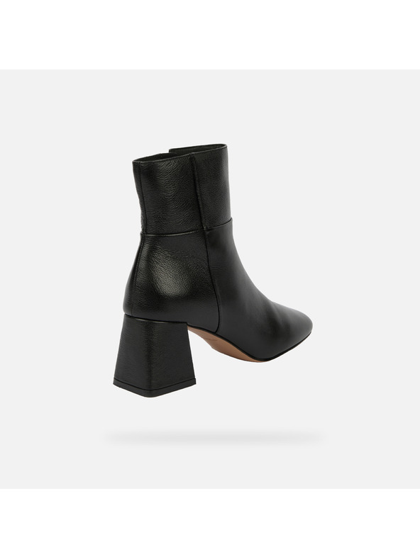 Geox Crne ženske gležnjače Geox Coronilla