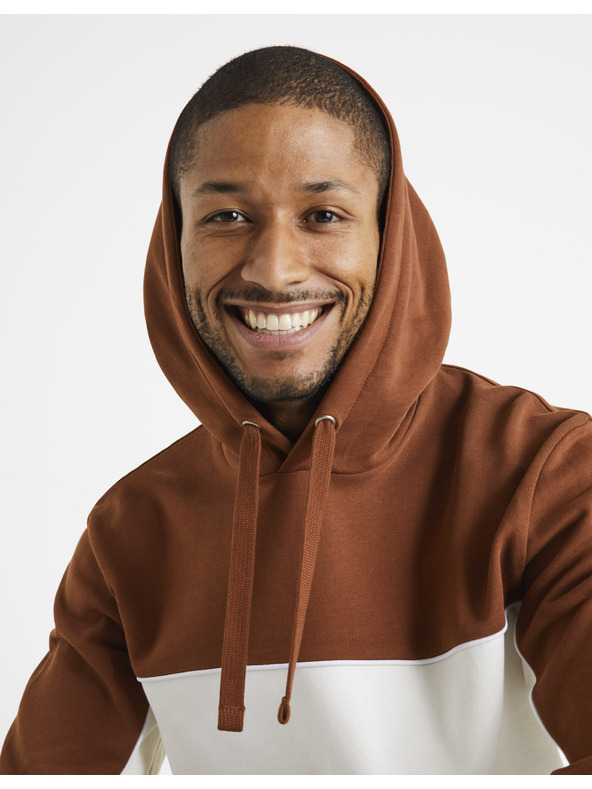 Celio Smeđe-bijeli muški pamučni sweatshirt s kapuljačom Celio Debiding