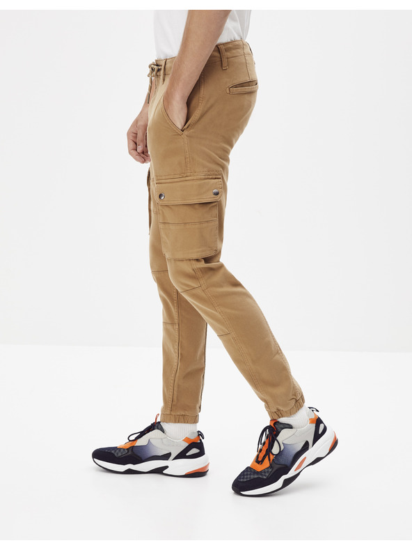 Celio Celio Nolyte bež hlače