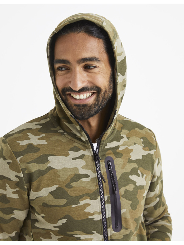 Celio Bež-zelena muška Celio Veyoke maskirna majica s kapuljačom