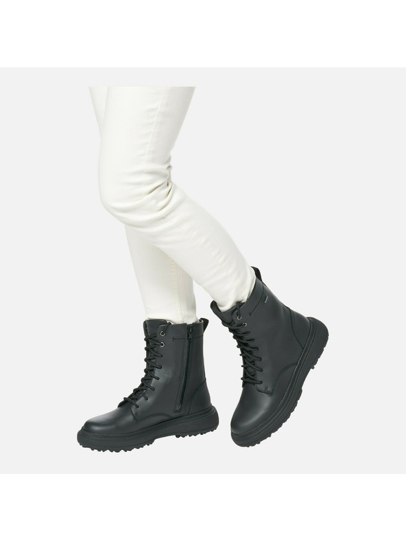 Geox Crne ženske gležnjače Geox Lamidie + Grip ABX