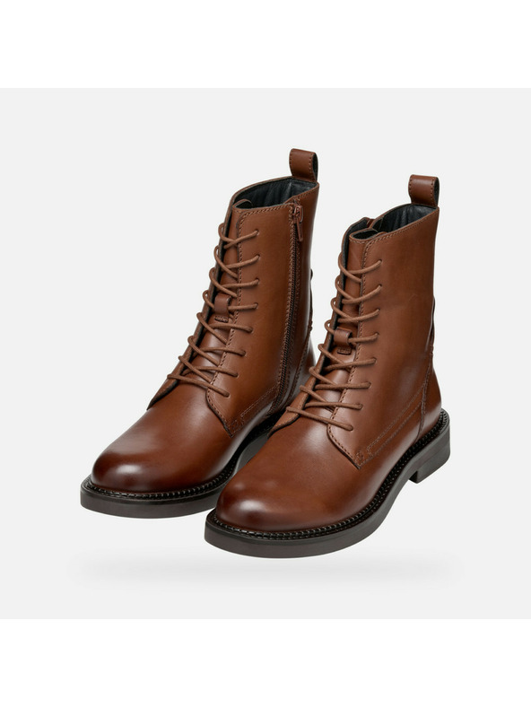 Geox Svijetlo smeđa ženska gležnjača Geox Serilda