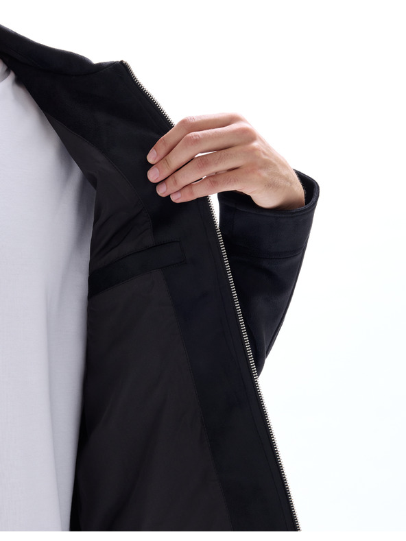 Celio Jakna Mufaster