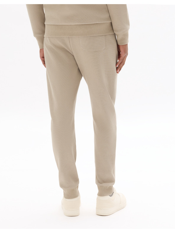 Celio Trenirka Lopiquet