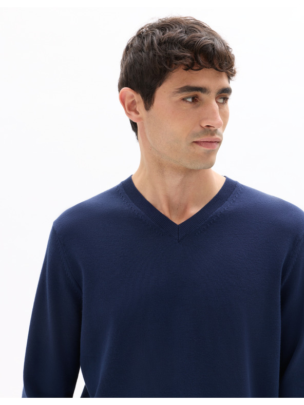 Celio Pulover Neviskozv