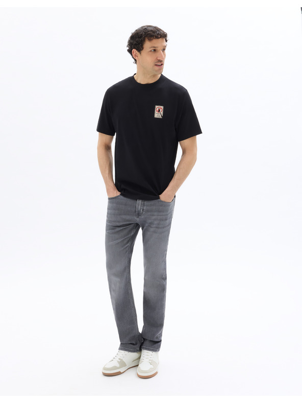 Celio Majica Banksy