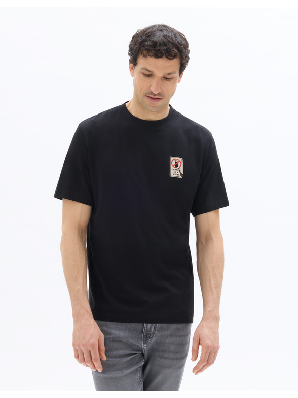Celio Majica Banksy