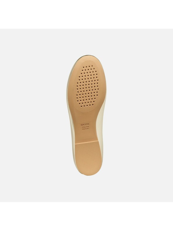 Geox Zlatne ženske mokasinke Geox New Palmaria